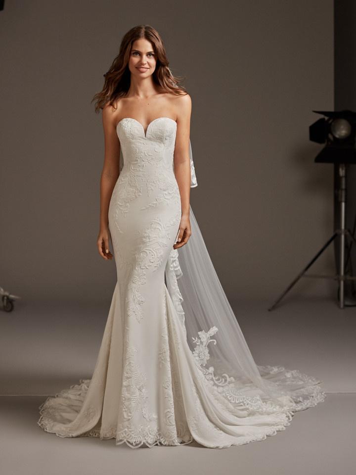 Pronovias