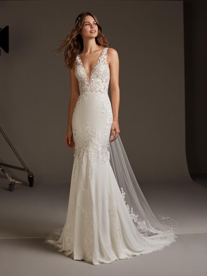 Pronovias