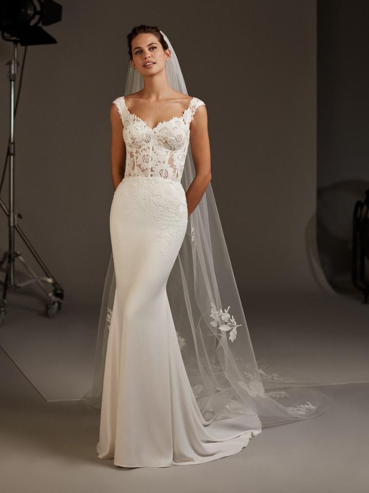 Pronovias