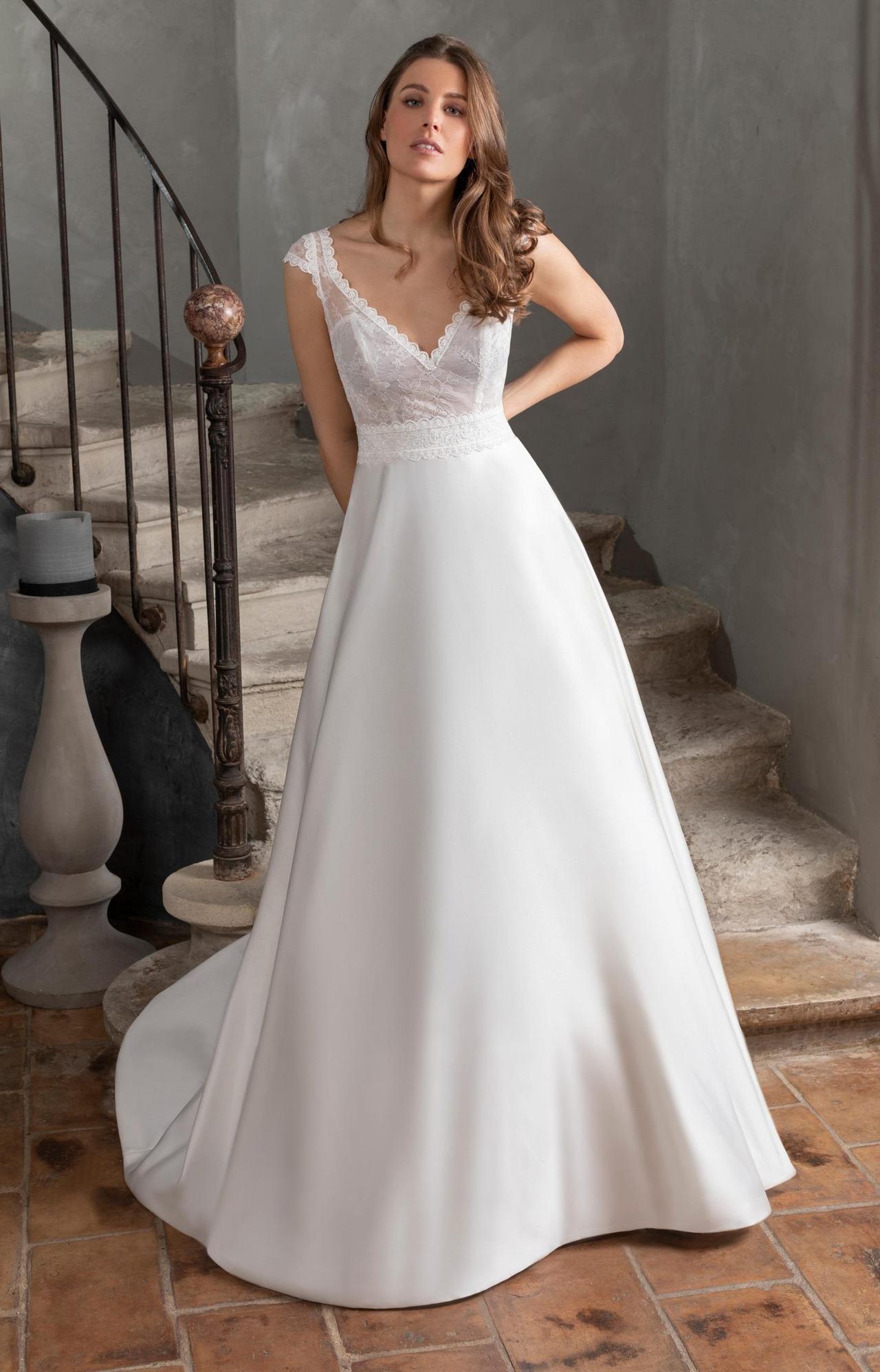 101 vestidos de novia sencillos para un look relajado y romántico