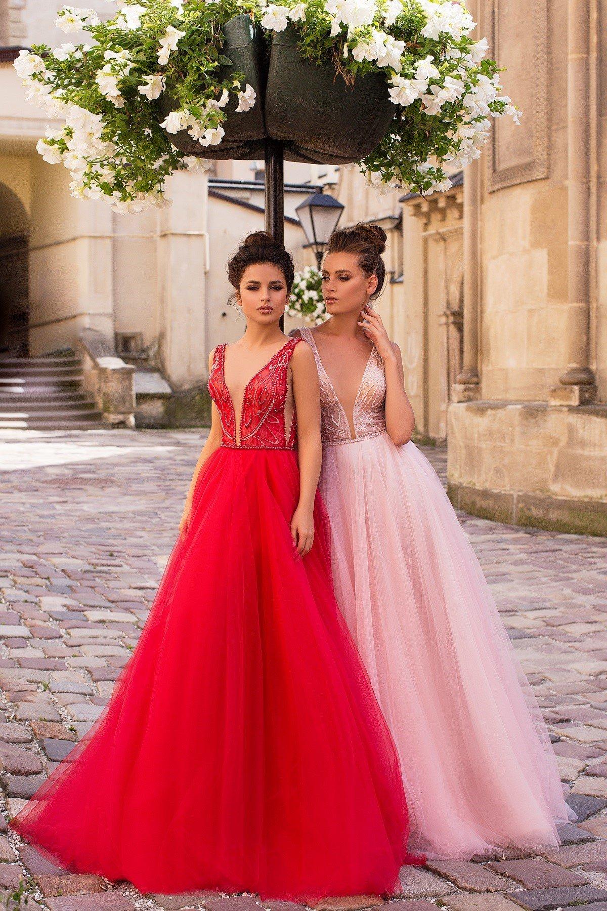 35 vestidos de fiesta rojos para invitadas a casamientos, ¡el color de la  pasión!