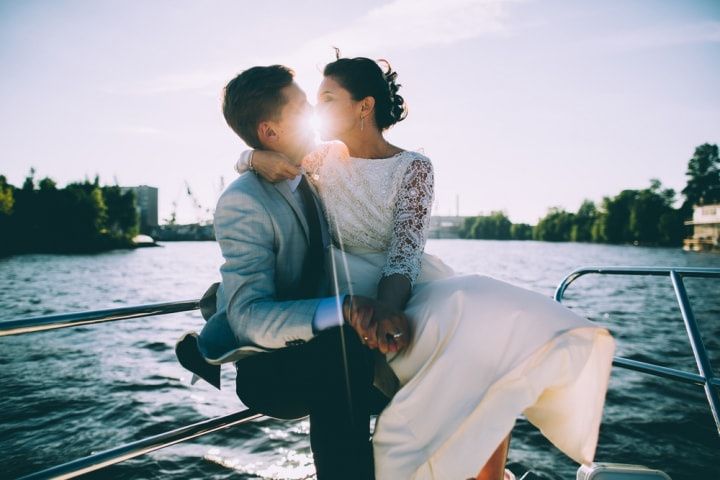 3 formas de celebrar el casamiento arriba de un barco