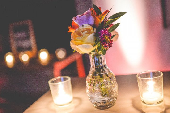El arte de decorar eventos y bodas con velas