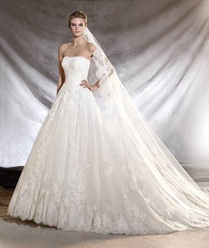 Pronovias