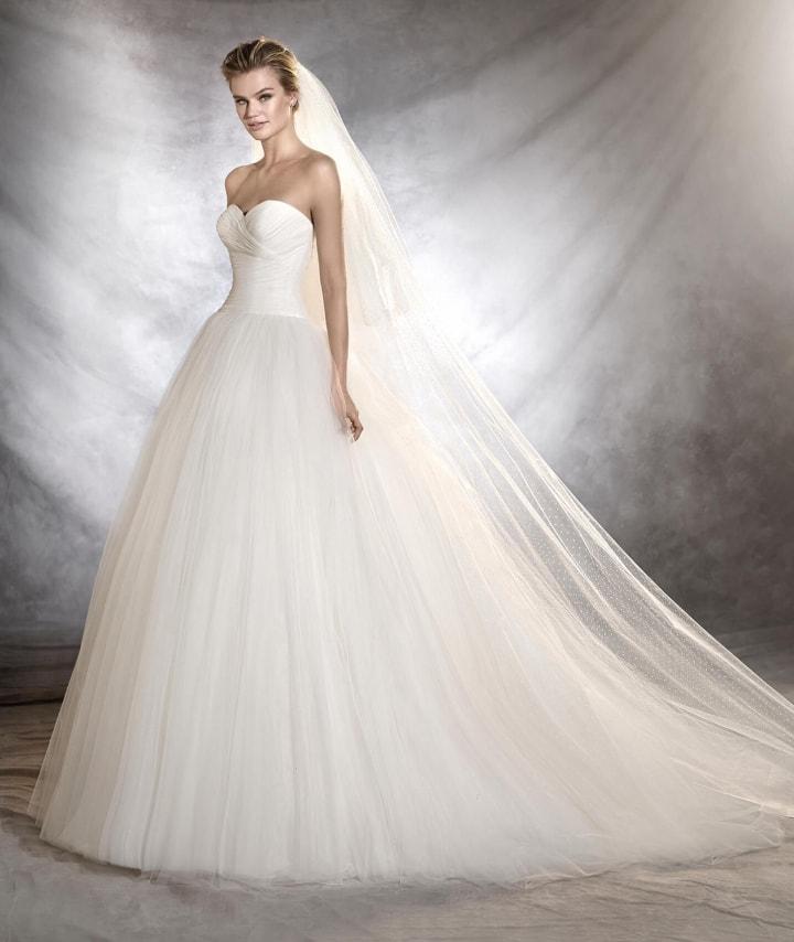 Pronovias