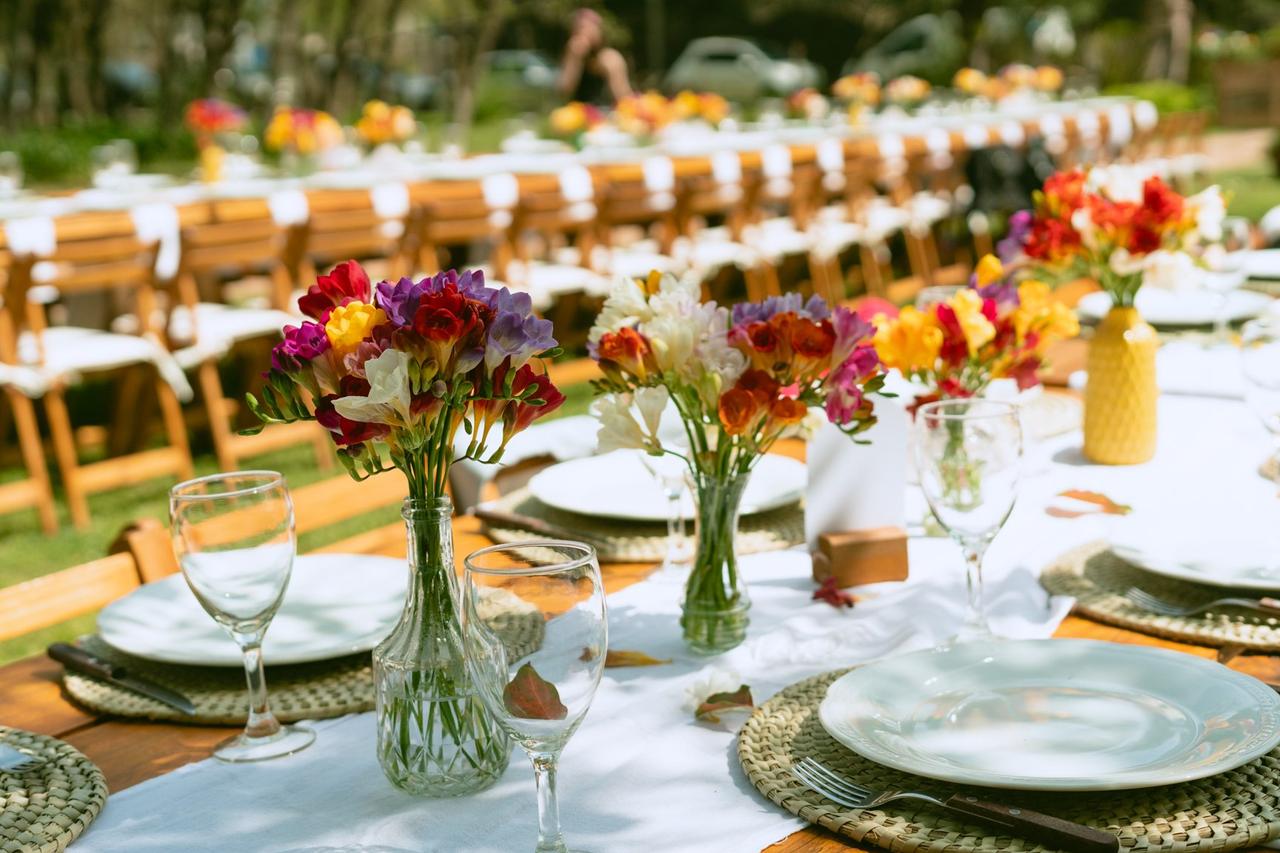 Centros de Mesa Elegantes para el Comedor hechos con Flores 2019 