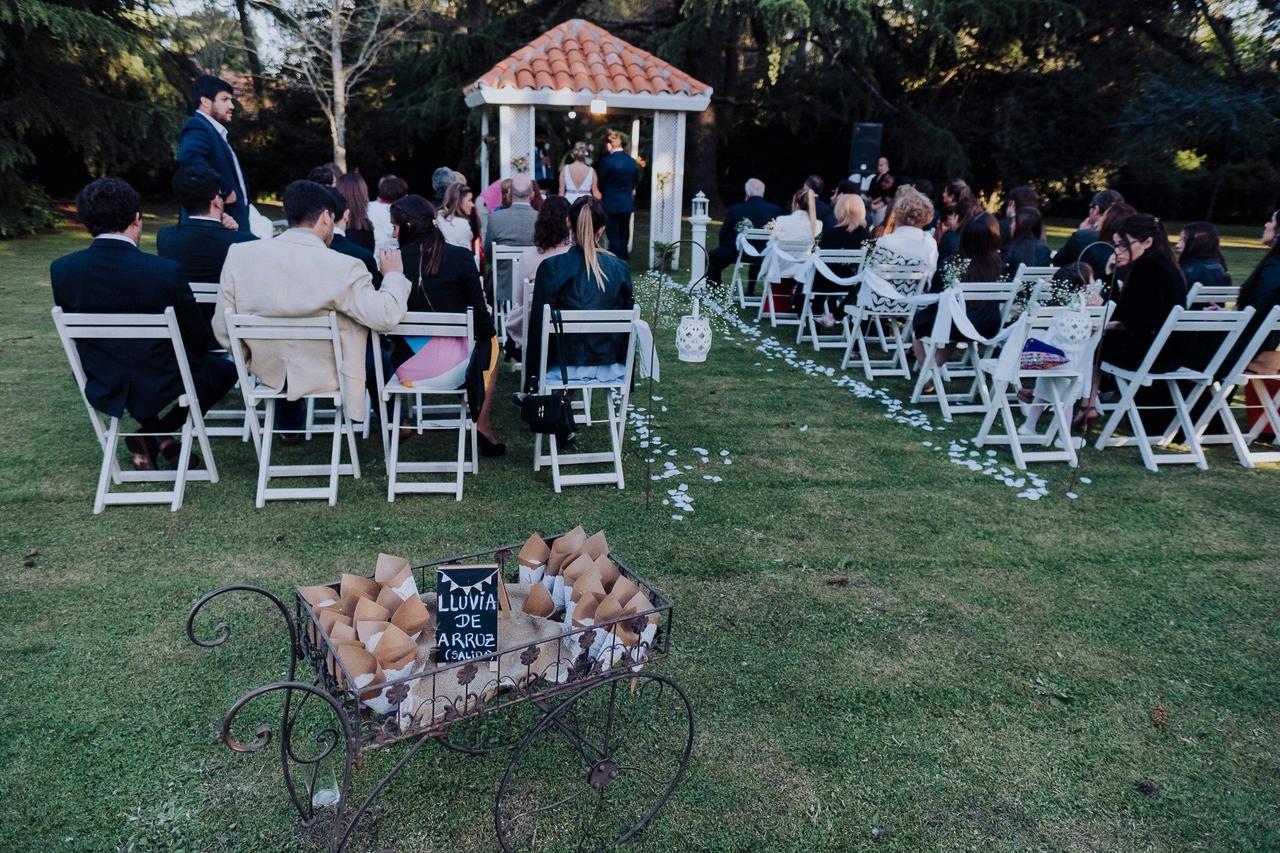 conos de arroz para la ceremonia de casamiento