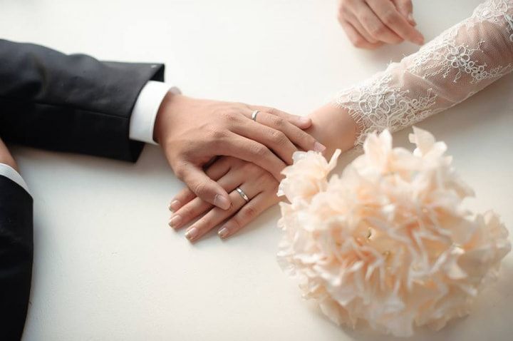 Asignación por matrimonio: ¿Qué es y cómo tramitarla?