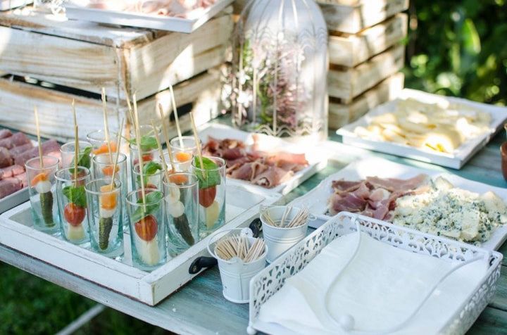 7 tips a tener en cuenta antes de contratar el catering para el casamiento