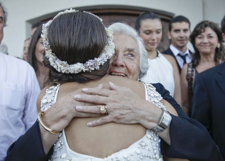 ¿Cómo son los abuelos cuando se casan sus nietos? Los 7 perfiles más típicos