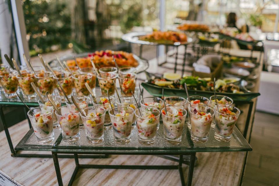 Cocina tradicional o buffet? Tips para elegir la mejor opción para su menú  de boda