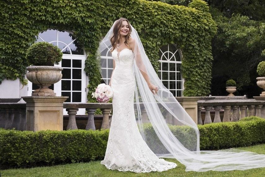 Vestidos de novia discount con la cola larga