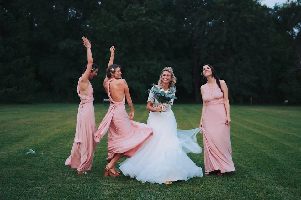 novia y damas de honor vestidos rosa