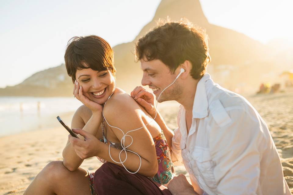 50 canciones románticas para dedicarle a tu pareja... ¡y suspirar de amor!