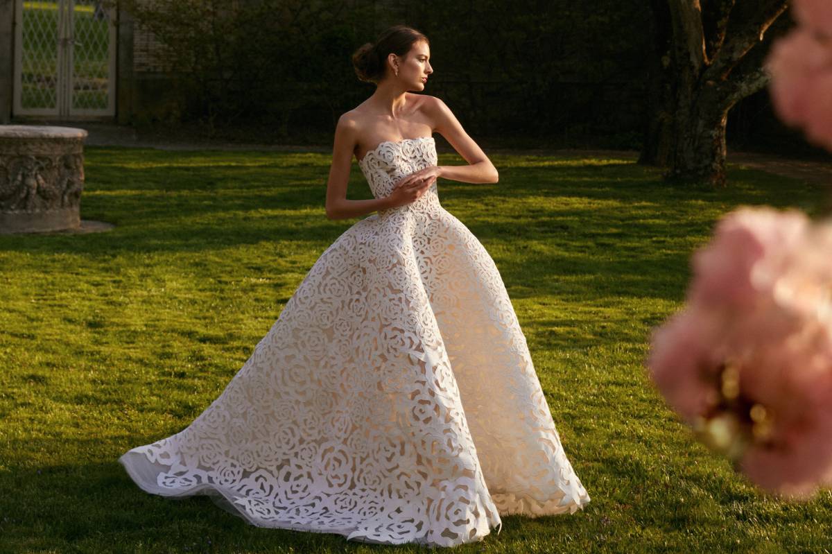 Las mejores 16 ideas de Vestido de novia baratos  vestido de novia baratos,  vestidos de novia, vestidos de novia con encaje