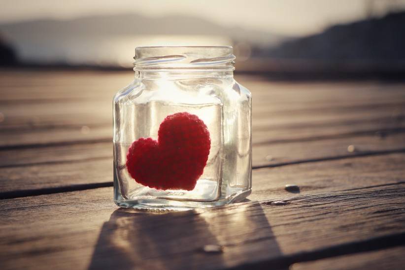 Paso a paso: frasco romántico con frases para el Día de los Enamorados