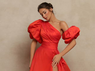 101 vestidos de fiesta elegantes para casamientos de día y de noche