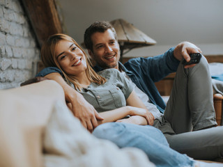 Las mejores series para ver en pareja, ¿preparados para una maratón de a dos?