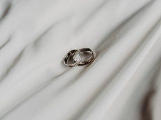 Alianzas de plata: significado y consejos para elegirlas