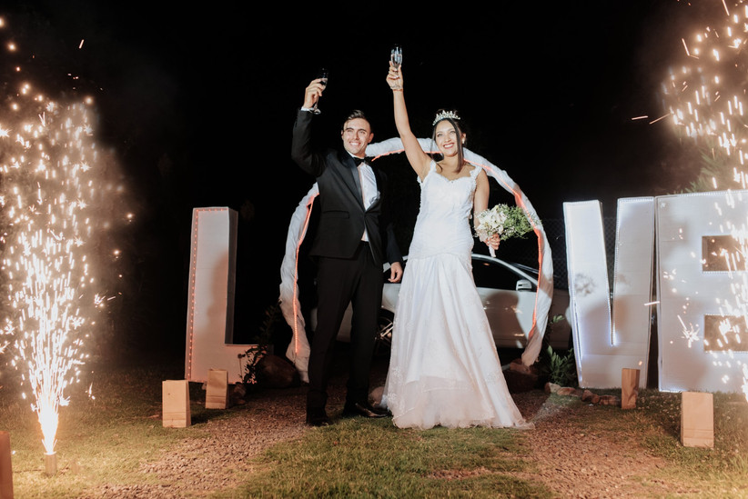 Peinados De Novia Con Tiaras Diademas Y Coronas Guia De Estilo