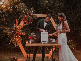 ¿Qué es la ceremonia de la arena y cómo incluirla en su casamiento?