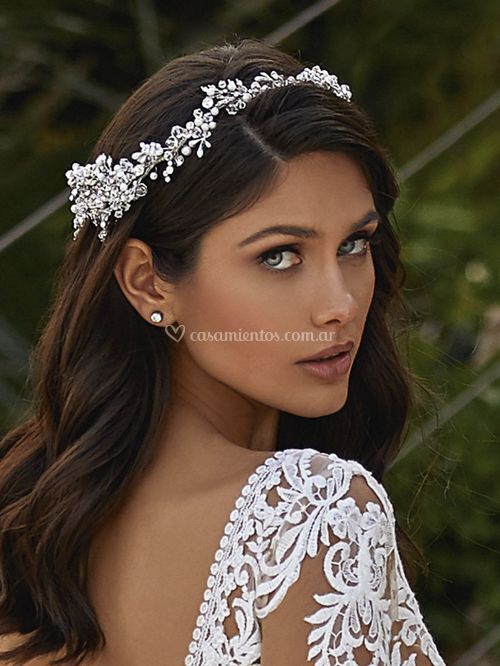 ALEXA CORONA, Pronovias