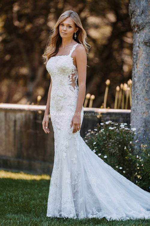 9911, Allure Bridals