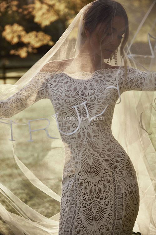 TRULY MADLY DEEPLY LONG VEIL, Grace Loves Lace