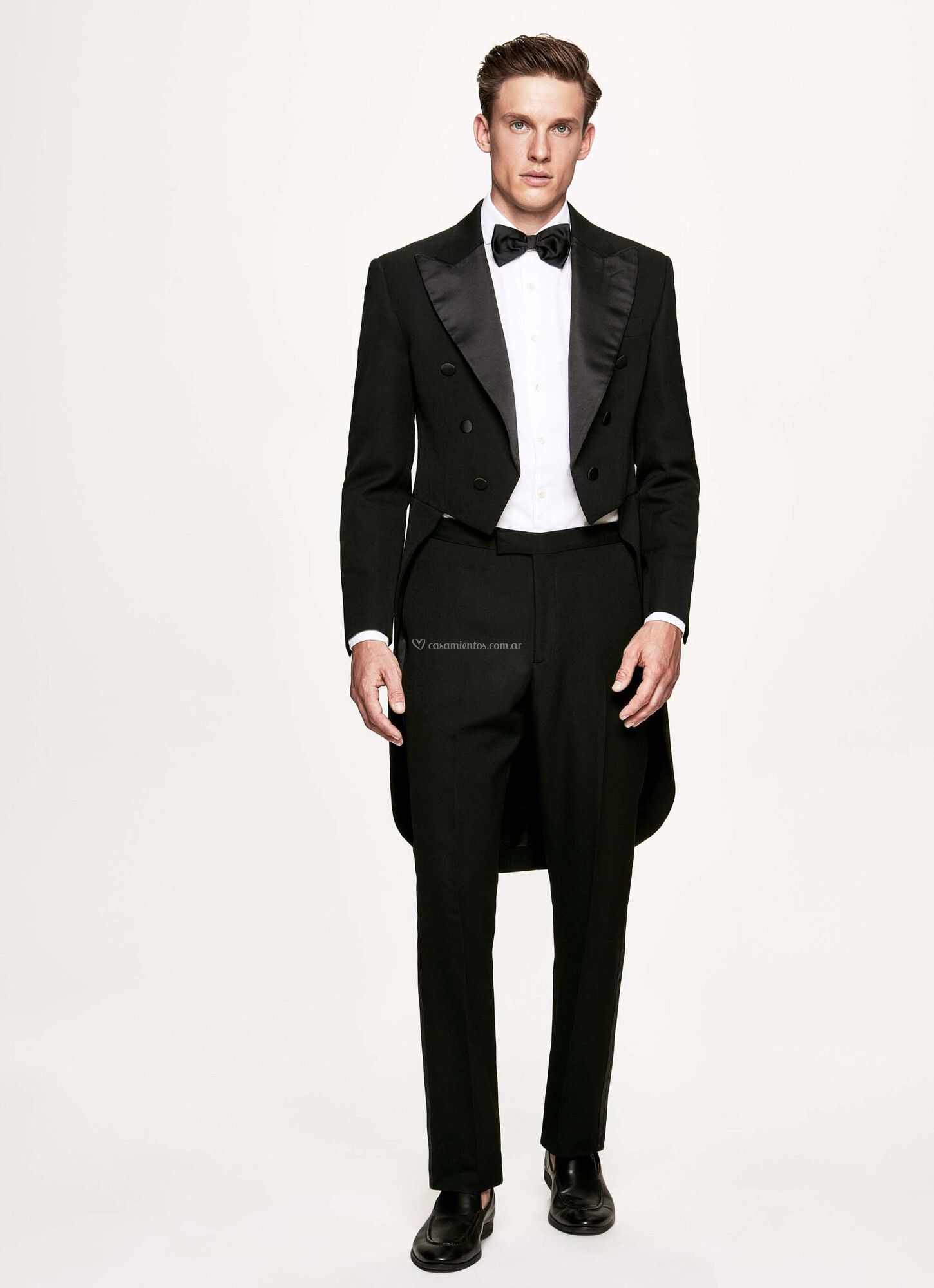 New Style Black Tailcoat Groom Tuxedos Peak Lapel Men Suit Groomsmen