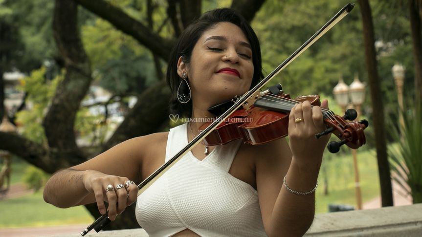 Naty Mayorga Violinista