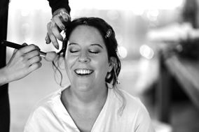 Flor Serrano Makeup & Hair