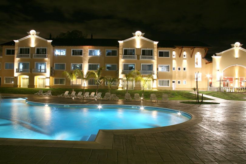 Hotel Howard Johnson Pilar