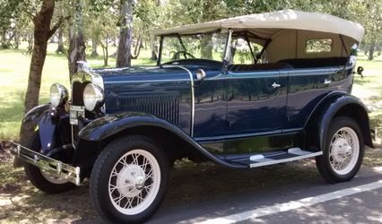 Leonardo Auto Antiguo