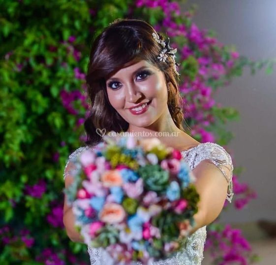 Erika Tomas Make Up