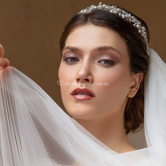 Paula Unales Makeup