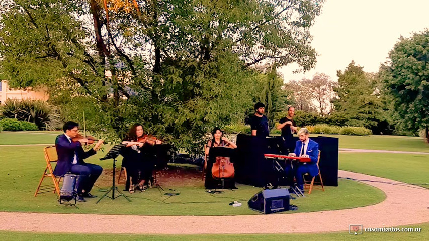 Música para la salida de los novios