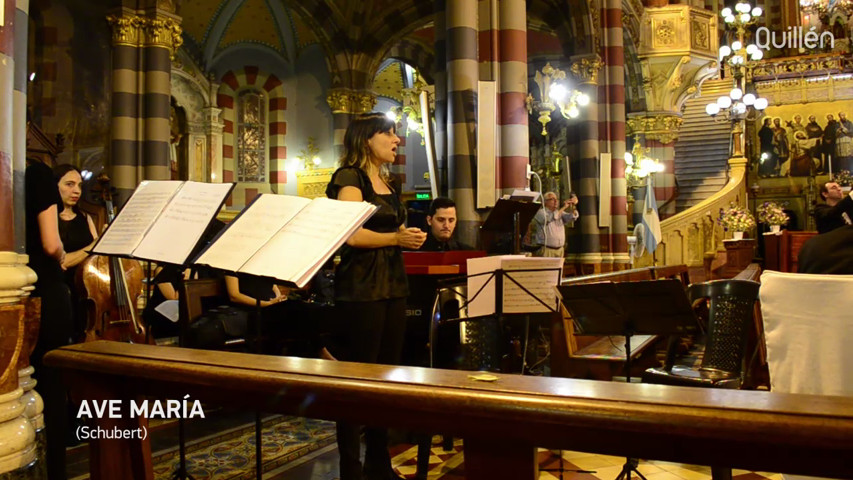 "Ave María" con soprano