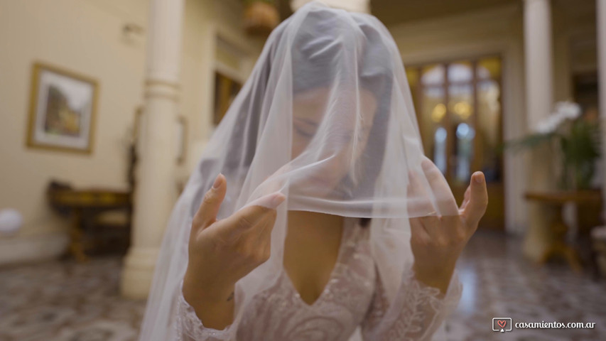 Preparación de maquillaje y peinado (Día de la boda)