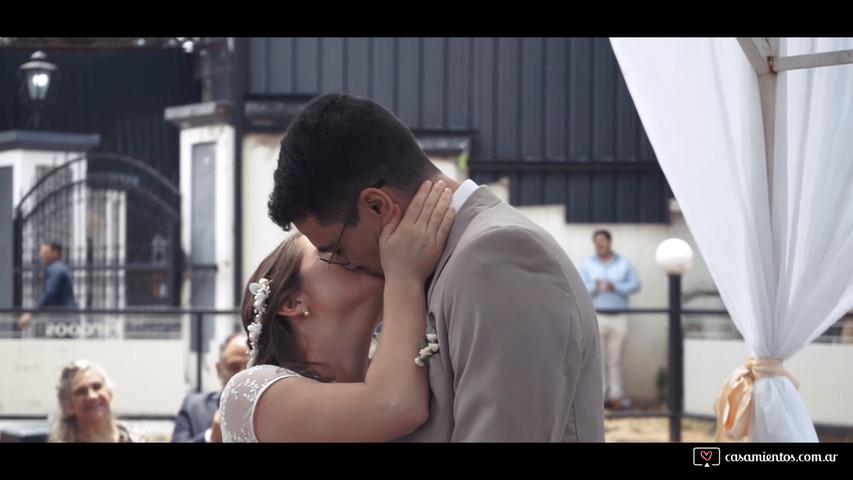 Boda Lau & Pali - Resumen