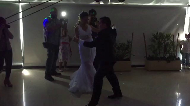 Bibiana Barraza y su marido bailando