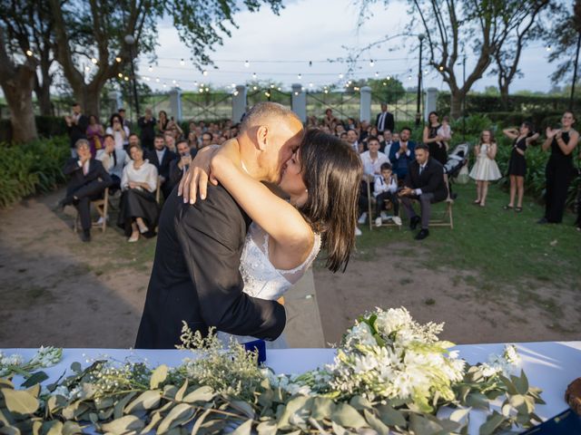 El casamiento de Jorge y Maga en Exaltacion de La Cruz, Buenos Aires 22
