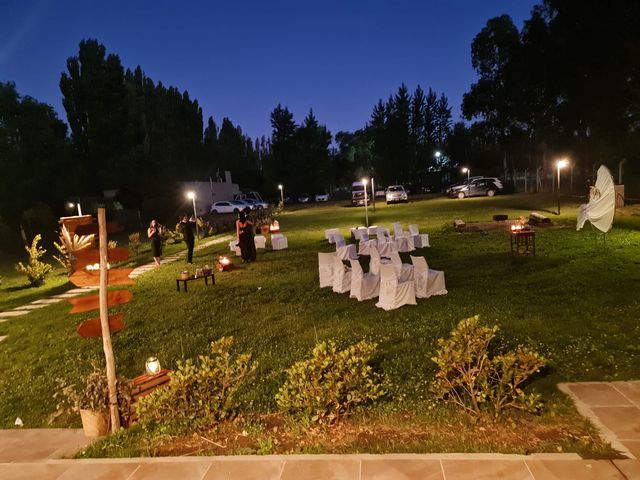 El casamiento de Marcos y Daiana en General Roca, Río Negro 11