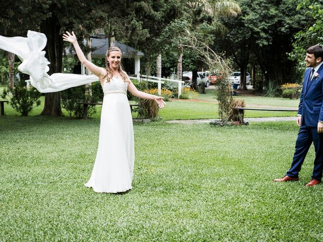 El casamiento de Agustín y Clara en Burzaco, Buenos Aires 23