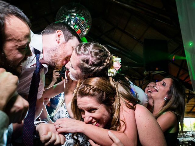 El casamiento de Agustín y Clara en Burzaco, Buenos Aires 53