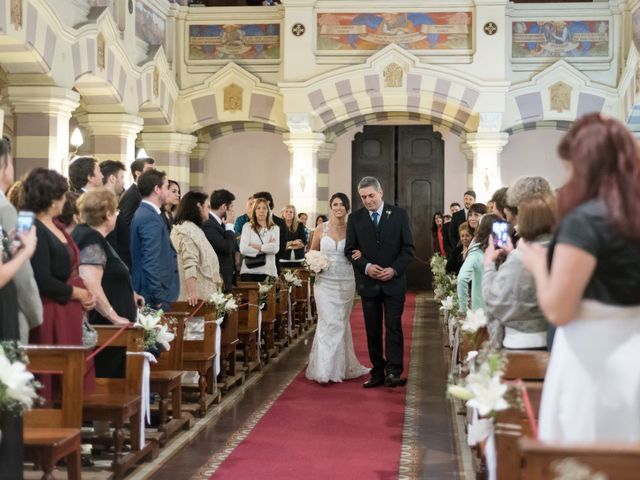 El casamiento de Lucas y Victoria en Berazategui, Buenos Aires 7