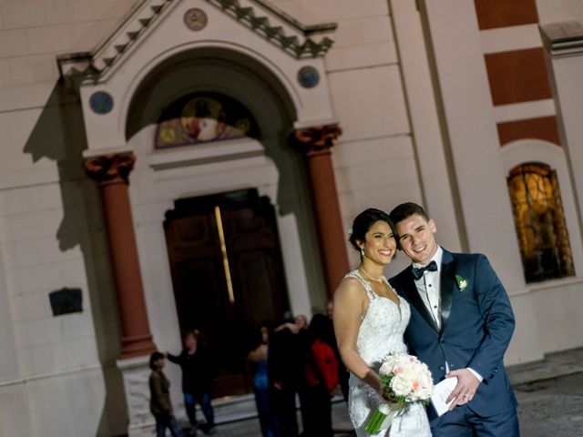 El casamiento de Lucas y Victoria en Berazategui, Buenos Aires 17