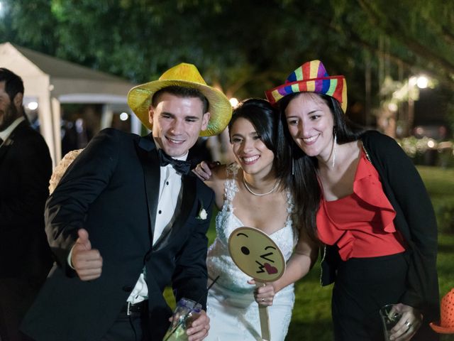 El casamiento de Lucas y Victoria en Berazategui, Buenos Aires 19