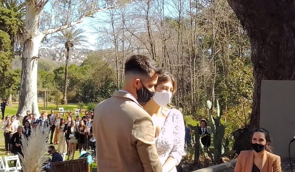 El casamiento de Reni y Fefo en Saldán, Córdoba