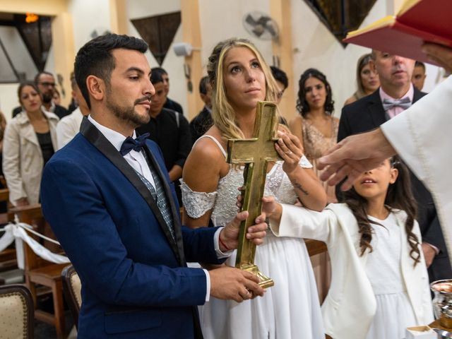 El casamiento de Lucas y Jesica en Rosario, Santa Fe 327