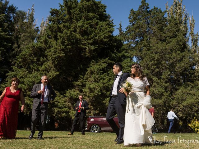 El casamiento de Cristian y Analy en Médano de Oro, San Juan 10
